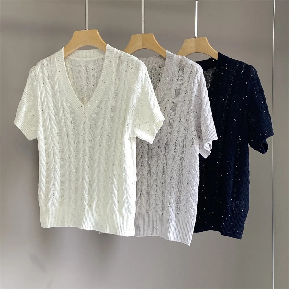 Spring/Summer 25 New Women Sequins V-Neck Hemp Flower Twists Pullover Comfortable Versatile Casual Short Sleeve T-shirt
Spring/Summer 25 New Women Sequins V-Neck Hemp Flower Twists Pullover Comfortable Versatile Casual Short Sleeve T-shirt