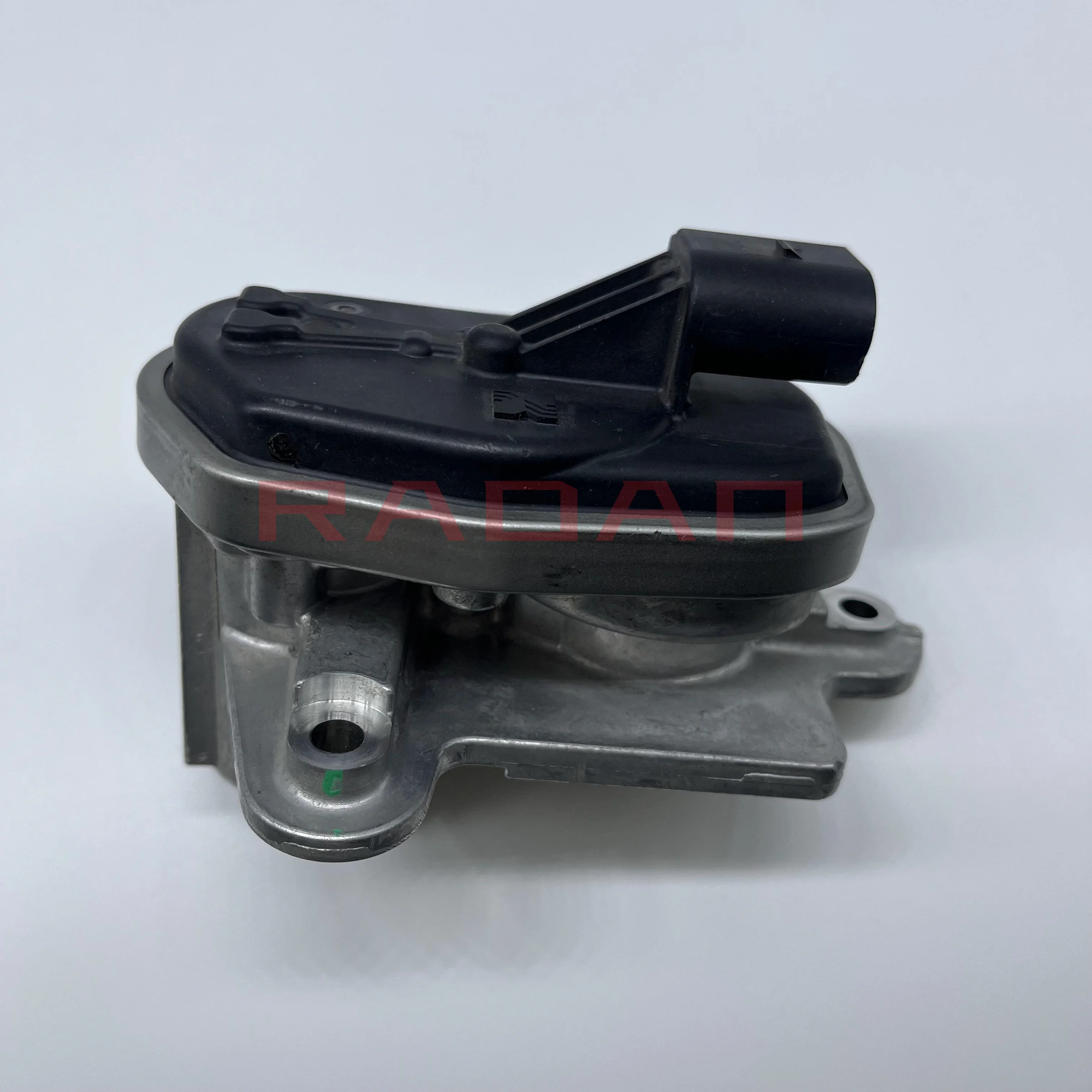 Original Quality Three-way catalytic converter solenoid valve for Maxus LDV G10
Original Quality Three-way catalytic converter solenoid valve for Maxus LDV G10