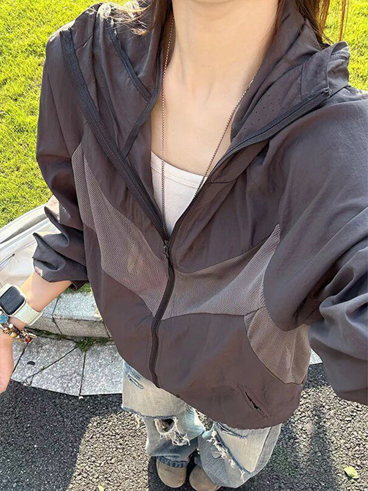UPF50 Sun Protection Mesh Breathable Hooded Clothing Men Women Summer Thin Quick Dry Outdoor Cycling Suit Lightweight Nylon
UPF50 Sun Protection Mesh Breathable Hooded Clothing Men Women Summer Thin Quick Dry Outdoor Cycling Suit Lightweight Nylon