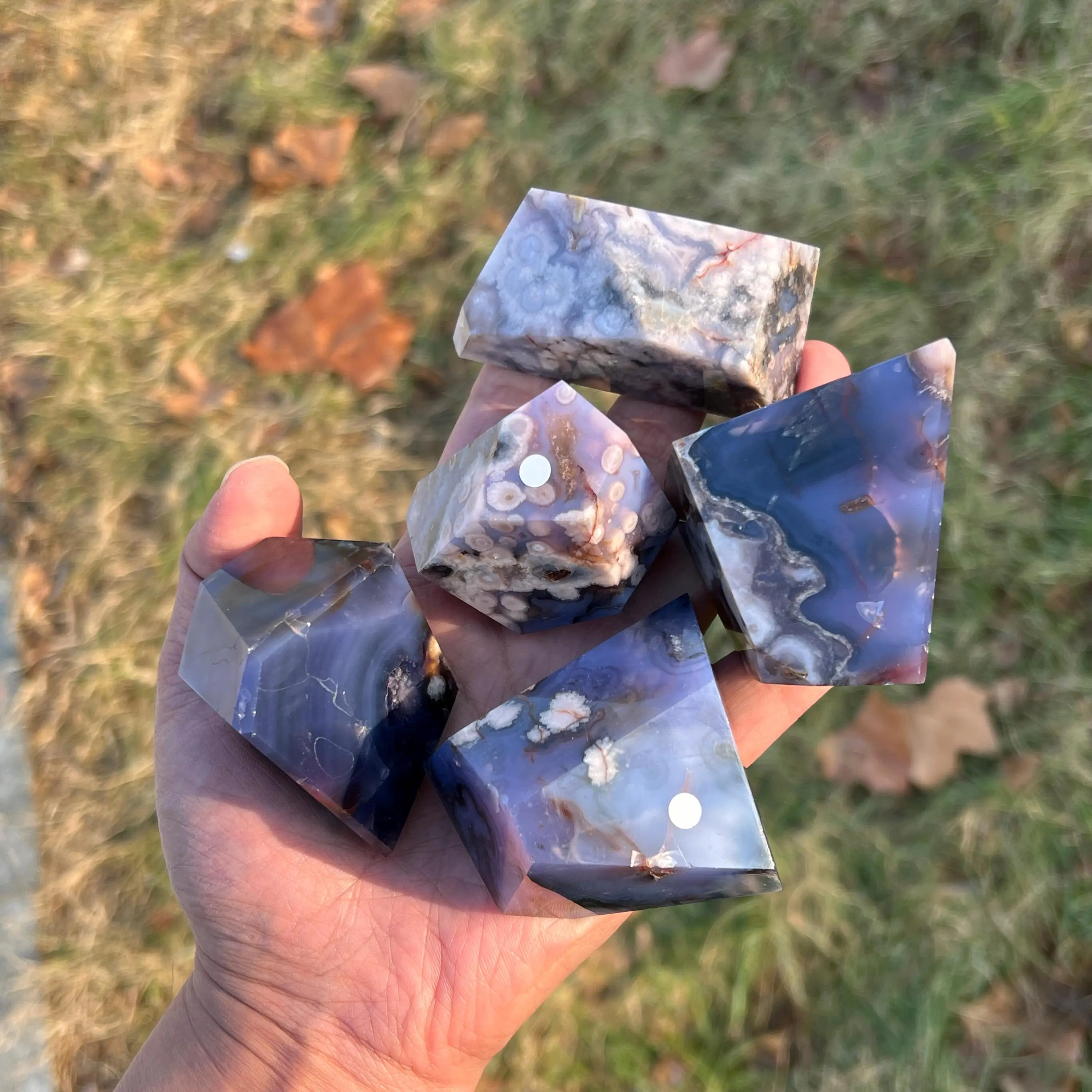 1pc Natural Blue Flower Agate Freeform, Beautiful Healing Gemstone for Thanksgiving Day, Home & Office Decor, Mother' Day Gift
1pc Natural Blue Flower Agate Freeform, Beautiful Healing Gemstone for Thanksgiving Day, Home & Office Decor, Mother' Day Gift