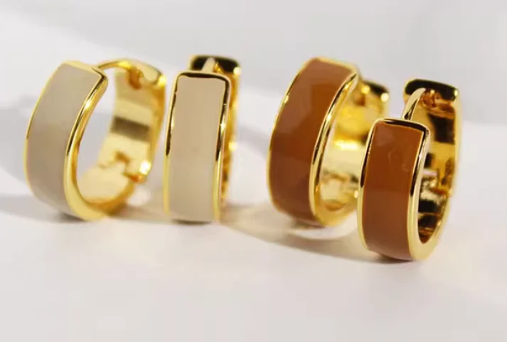 Япония и Южная Корея, ретро-эмалированное кольцо, пряжка для ушей, гонконгский стиль, расширенный смысл, Джокер, глазурь, кофейные серьги, серьги
Япония и Южная Корея, ретро-эмалированное кольцо, пряжка для ушей, гонконгский стиль, расширенный смысл, Джокер, глазурь, кофейные серьги, серьги