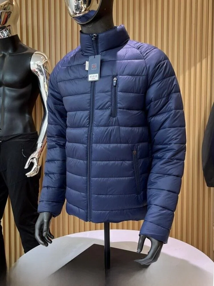 Men's Autumn Winter New Lightweight Versatile Basic Collar Warm Cotton Jacket Zipper Button Style Standard Fit Casual Youth P...
Men's Autumn Winter New Lightweight Versatile Basic Collar Warm Cotton Jacket Zipper Button Style Standard Fit Casual Youth P...