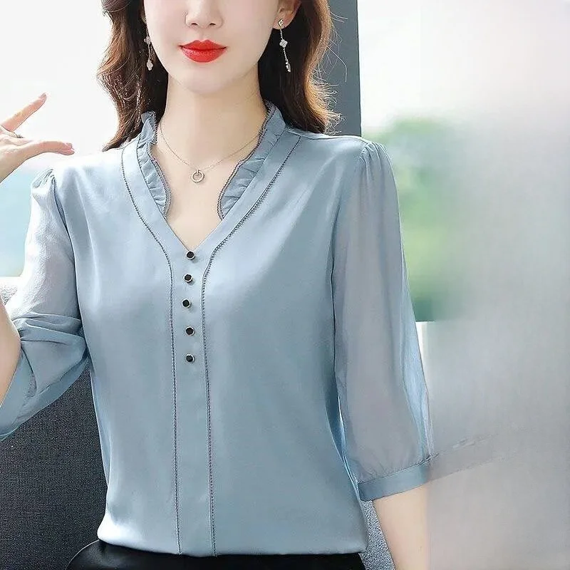 Large Size Women's Chiffon Shirt Loose Belly Covering Comfortable Breathable Long Sleeve round Neck Polyester Fiber Spring Se...
Large Size Women's Chiffon Shirt Loose Belly Covering Comfortable Breathable Long Sleeve round Neck Polyester Fiber Spring Se...