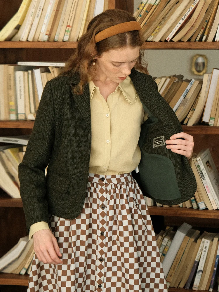 MintCheese Ретро Mint een, шерстяной костюм, куртка с застежкой на пуговицы и твидовым узором, женская модная верхняя одежда
MintCheese Ретро Mint een, шерстяной костюм, куртка с застежкой на пуговицы и твидовым узором, женская модная верхняя одежда