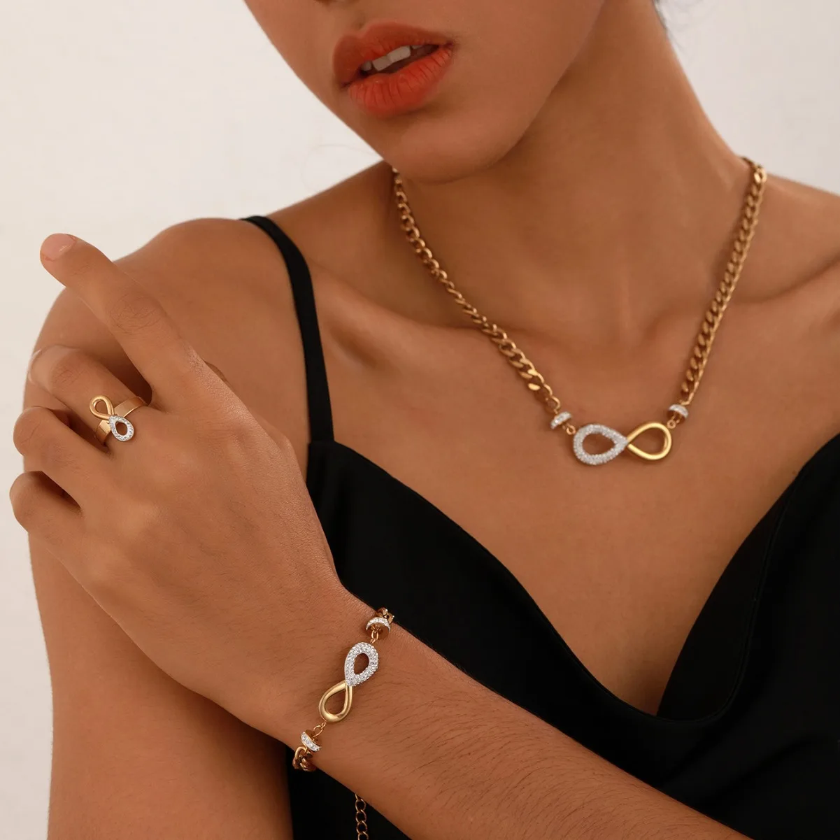 Jewelry4you Trendy Cuban Chain 8-line Necklace Titanium Steel Diamond Bracelet Earrin gs Jewelry Set
Jewelry4you Trendy Cuban Chain 8-line Necklace Titanium Steel Diamond Bracelet Earrin gs Jewelry Set