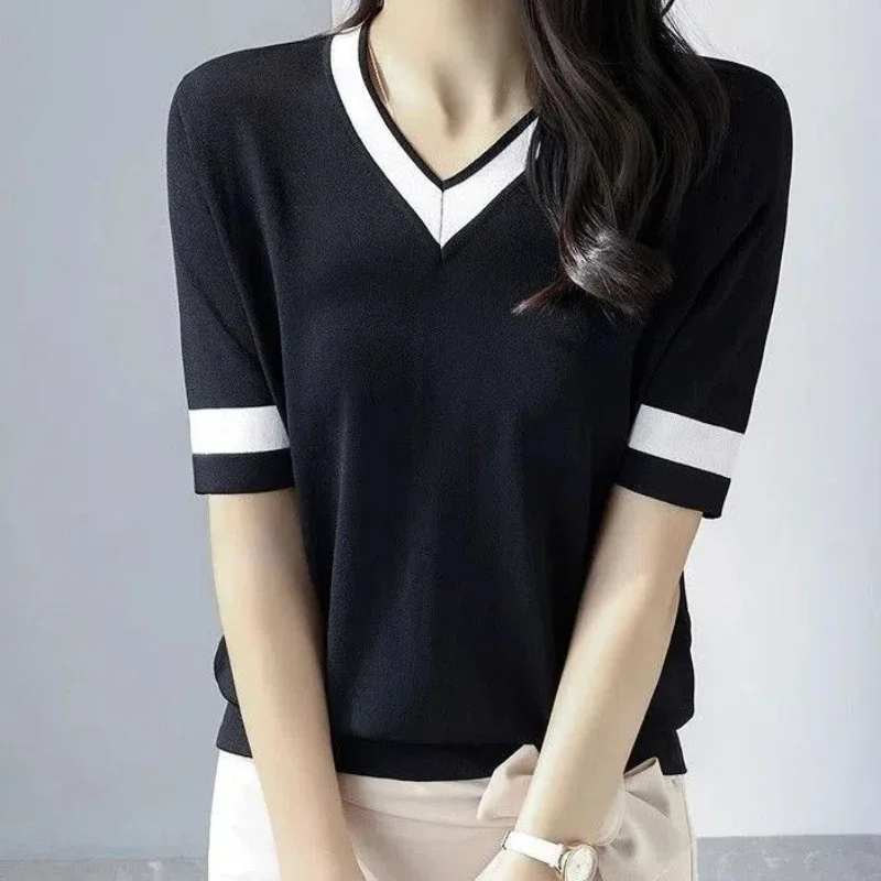 Temperament Sping Autumn T-Shirts Women V-Neck Striped Panelled Ice Silk Fashion Office Lady Short Sleeve Pullovers Knitted Tops
Temperament Sping Autumn T-Shirts Women V-Neck Striped Panelled Ice Silk Fashion Office Lady Short Sleeve Pullovers Knitted Tops