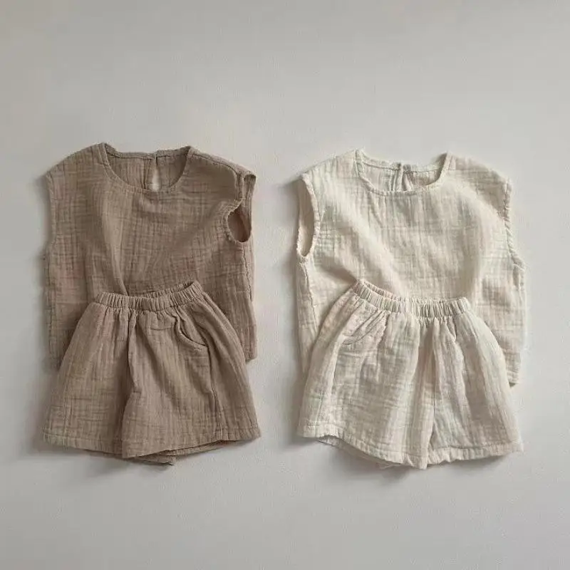 2024 Summer New Baby Sleeveless Clothes Set Infant Girl Cotton Breathable Vest + Shorts 2pcs Suit Boy Vest Set Toddler Outfits
2024 Summer New Baby Sleeveless Clothes Set Infant Girl Cotton Breathable Vest + Shorts 2pcs Suit Boy Vest Set Toddler Outfits