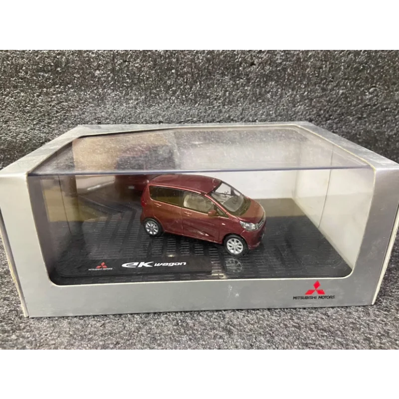Diecast 1/43 Scale Mitsubishi Ek Custom Red Small Car Alloy Car Model Collectible Toy Gift Souvenir Display Ornament
Diecast 1/43 Scale Mitsubishi Ek Custom Red Small Car Alloy Car Model Collectible Toy Gift Souvenir Display Ornament