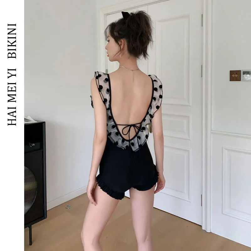 Новый простой ретро-купальник H 2025: цельный, стройнящий, для женщин, для горячих источников и плавания
Новый простой ретро-купальник H 2025: цельный, стройнящий, для женщин, для горячих источников и плавания