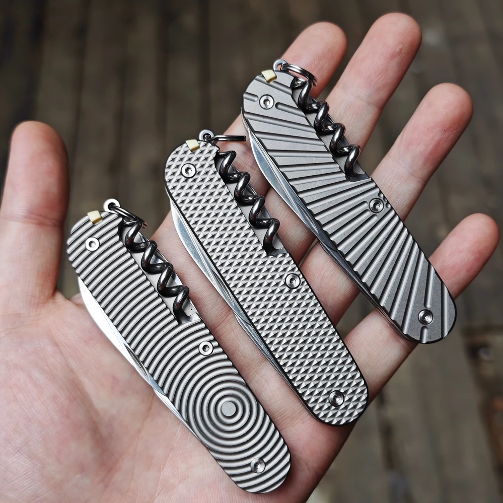 1 Pair Custom Made Titanium Alloy Scale with Tweezers&Toothpick Slot for 91mm Victorinox Swiss Army Knife SAK Handle Scales MOD
1 Pair Custom Made Titanium Alloy Scale with Tweezers&Toothpick Slot for 91mm Victorinox Swiss Army Knife SAK Handle Scales MOD