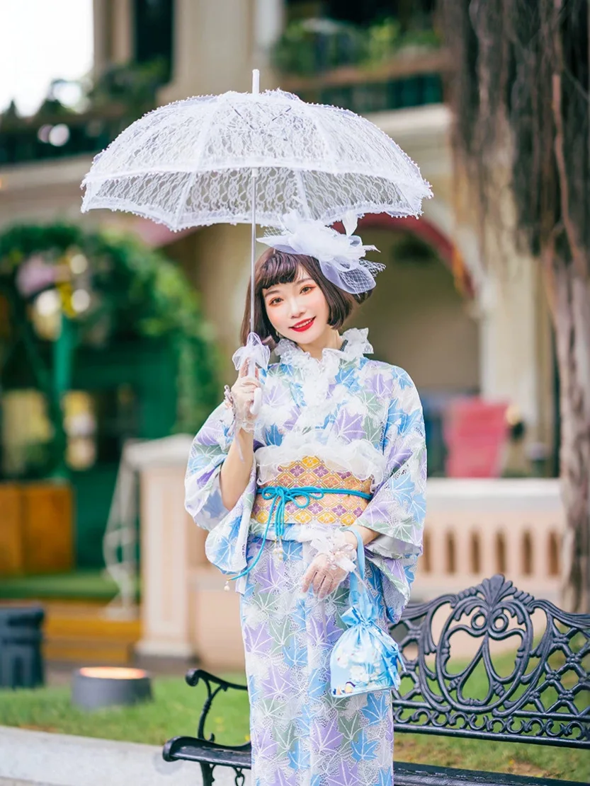 Women's Vintage Japanese Kimono – Maple Leaf Print, Easy-Wear Traditional Formal Robe, Double-Layer Lace Travel Photography
Women's Vintage Japanese Kimono – Maple Leaf Print, Easy-Wear Traditional Formal Robe, Double-Layer Lace Travel Photography