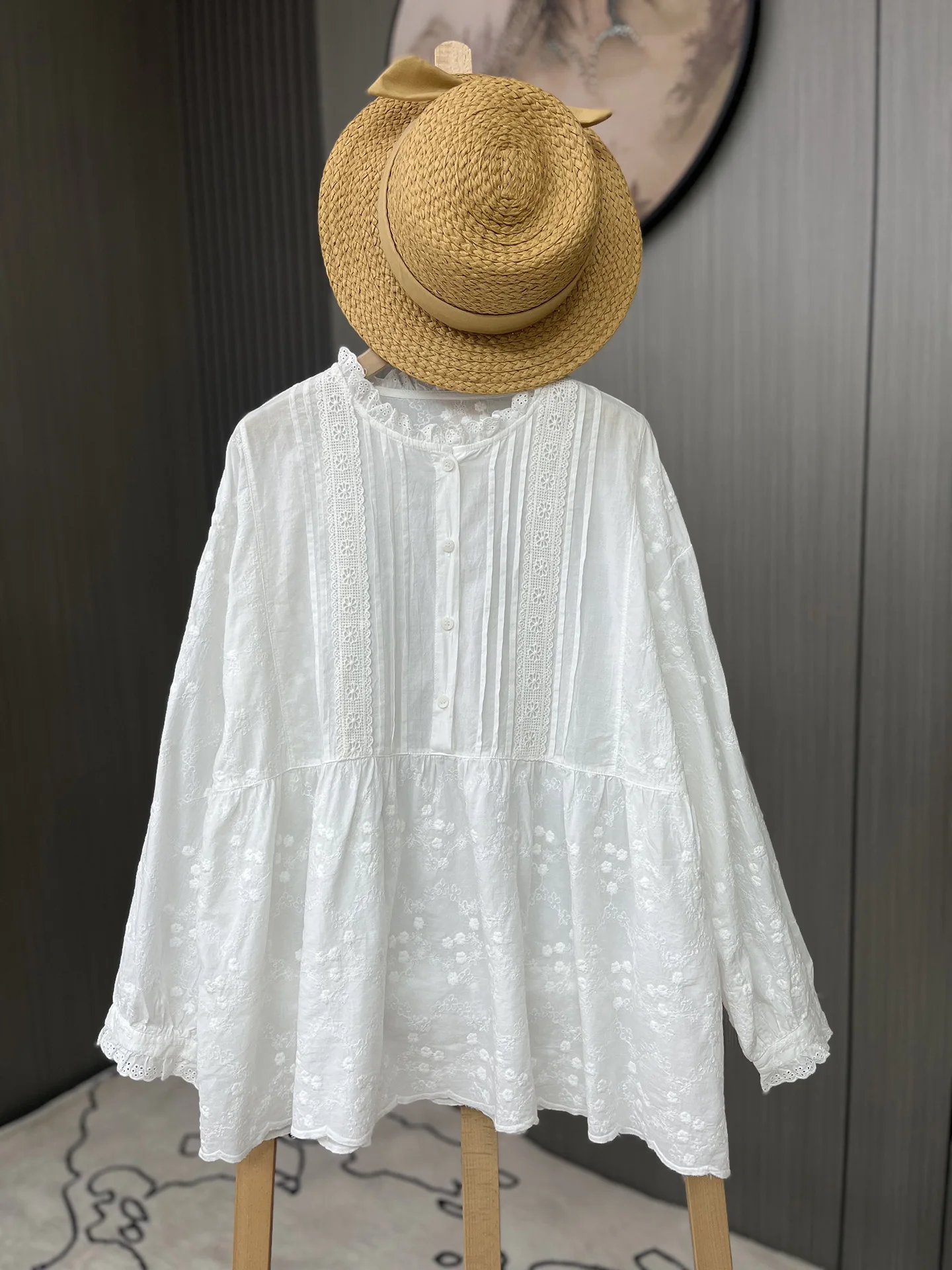 Sweet Youthful Early Spring Cotton Embroidered Long Sve Loose Overhead irt Women's Casual Sle Thin Cotton Fabric
Sweet Youthful Early Spring Cotton Embroidered Long Sve Loose Overhead irt Women's Casual Sle Thin Cotton Fabric