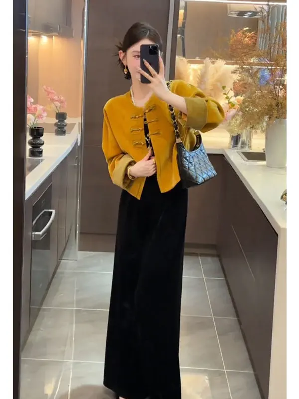 New Chinese Style Short Outerwear Loose Women's Fashionable Vintage Spring Coat Button Detail Cotton Blend Standard Fit
New Chinese Style Short Outerwear Loose Women's Fashionable Vintage Spring Coat Button Detail Cotton Blend Standard Fit