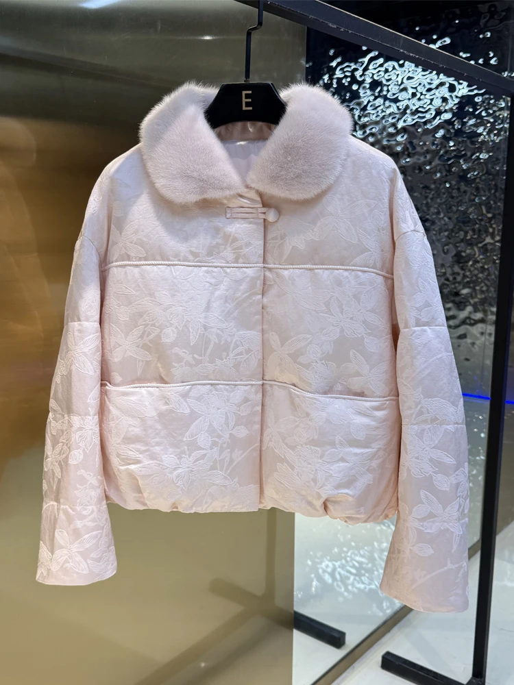 Winter New Luxury Light White Goose down Silk Linen Fur Collar Women's Coat Traditional Chinese Sle Faionable Outerwear
Winter New Luxury Light White Goose down Silk Linen Fur Collar Women's Coat Traditional Chinese Sle Faionable Outerwear