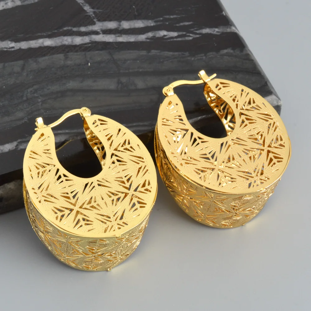 Original Vintage Style Women's Earrings With Irregular Hollow Flower Patterns Arab Middle Eastern Rock Punk Jewelry
Original Vintage Style Women's Earrings With Irregular Hollow Flower Patterns Arab Middle Eastern Rock Punk Jewelry