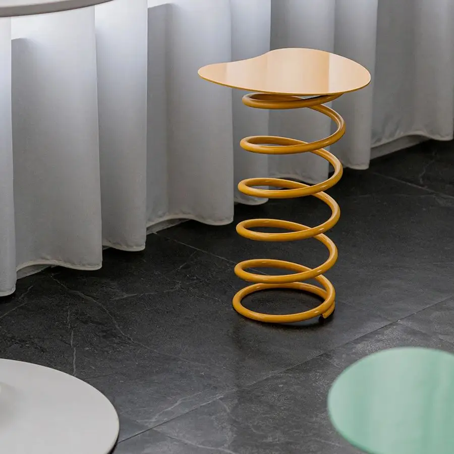 Креативные весенние табуреты, небольшие бытовые рестораны, обеденные столы, скамейки, простые табуреты для обуви, сменный приставной столик, османские Ins
Креативные весенние табуреты, небольшие бытовые рестораны, обеденные столы, скамейки, простые табуреты для обуви, сменный приставной столик, османские Ins