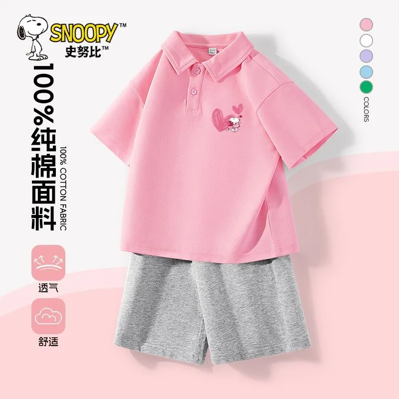 Летняя одежда для девочек Snoopy с героями мультфильмов, новинка, модные топы с коротким рукавом для больших девочек, поло, шорты с коротким рукавом, костюм
Летняя одежда для девочек Snoopy с героями мультфильмов, новинка, модные топы с коротким рукавом для больших девочек, поло, шорты с коротким рукавом, костюм