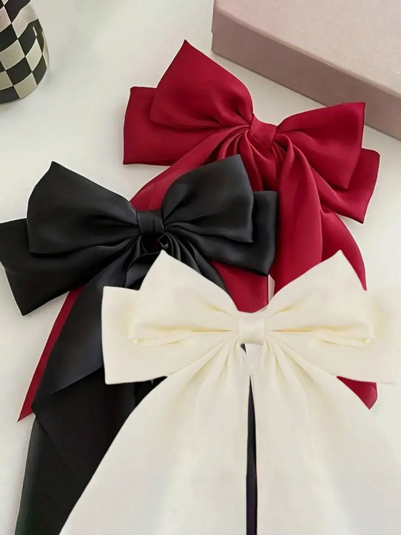 3pcs/Set Women Hair Clips, Black Bow, White Bow, Navy Blue Bow, Satin Bow Hair Clips, Long Tail Bow Hair Clips, Party Hair Accessories, Christmas Gift, Mother's Gift, Claw Clips, Hair Pins, Head Accessories, Hairpin
3pcs/Set Women Hair Clips, Black Bow, White Bow, Navy Blue Bow, Satin Bow Hair Clips, Long Tail Bow Hair Clips, Party Hair Accessories, Christmas Gift, Mother's Gift, Claw Clips, Hair Pins, Head Accessories, Hairpin