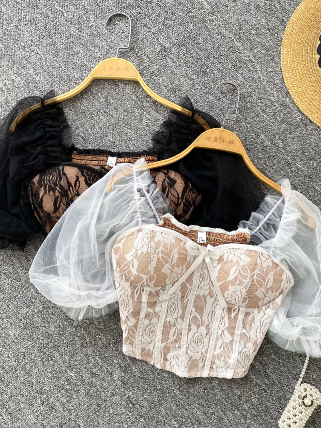 Elegant Lace Bubble Sleeve Bridesmaid Top Women's Summer Fashion One Shoulder Fishbone Design Pure Desire Spicy Girl Shirt
Elegant Lace Bubble Sleeve Bridesmaid Top Women's Summer Fashion One Shoulder Fishbone Design Pure Desire Spicy Girl Shirt