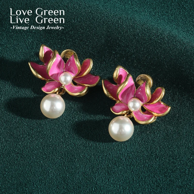 Винтажные серьги-гвоздики с розовым лотосом и жемчугом для женщин, модные аксессуары, ювелирные изделия, лето 2024, тенденции, элегантный подарок для фестиваля и вечеринки
Винтажные серьги-гвоздики с розовым лотосом и жемчугом для женщин, модные аксессуары, ювелирные изделия, лето 2024, тенденции, элегантный подарок для фестиваля и вечеринки