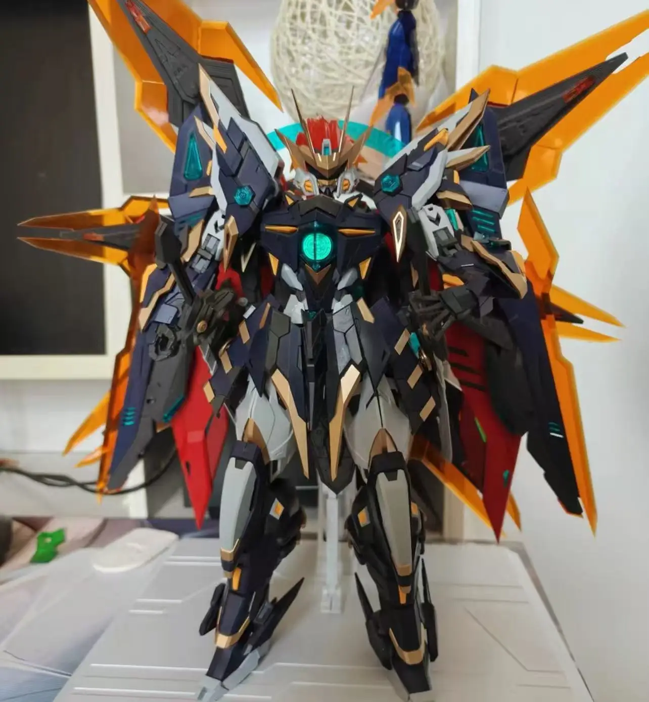 SNAA MG 1/100 YR-03 Martial Emperor Model Kit Emperor Series Collection Assembly Action Figures Robot Plastic Model Toy
SNAA MG 1/100 YR-03 Martial Emperor Model Kit Emperor Series Collection Assembly Action Figures Robot Plastic Model Toy