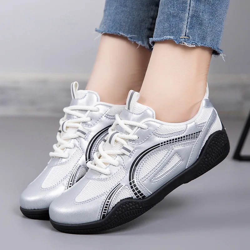 2024 Women's Mesh Training Shoes Breathable Platform Sneakers Spring Casual Sports Fashion Tennis Shoes for Women
2024 Women's Mesh Training Shoes Breathable Platform Sneakers Spring Casual Sports Fashion Tennis Shoes for Women