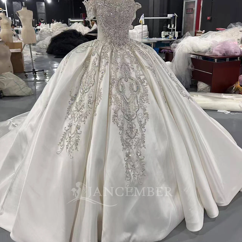 Church Wedding Dress Vestido De Noiva Elegant Scoop Wedding Gown With Train Princess Lace فساتين حفلات الزفاف C
Church Wedding Dress Vestido De Noiva Elegant Scoop Wedding Gown With Train Princess Lace فساتين حفلات الزفاف C