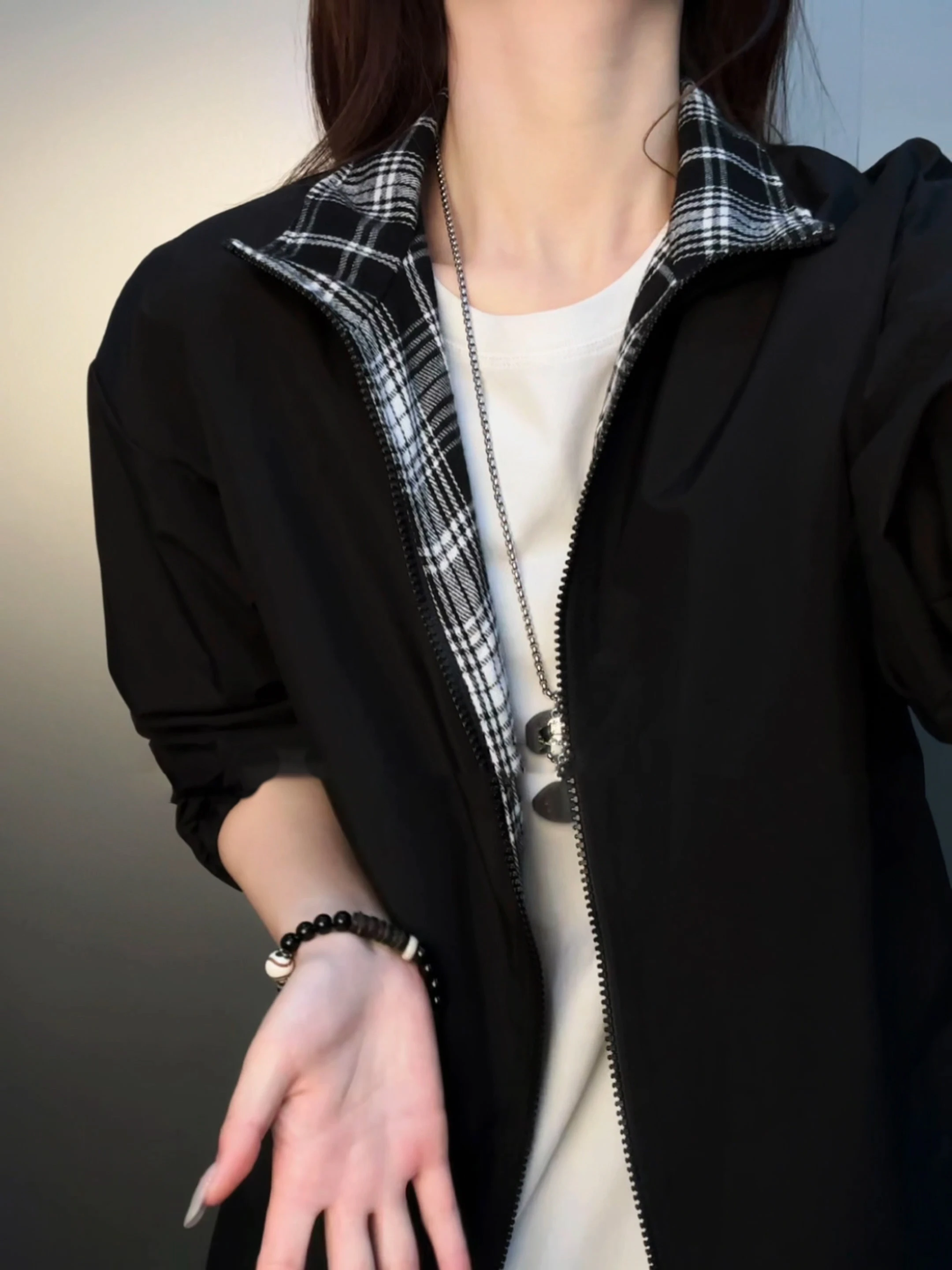 Black Plaid Splicing Baseball Jacket for Men Spring American Design Turn-down Collar Cleanfit Couple's Clothing
Black Plaid Splicing Baseball Jacket for Men Spring American Design Turn-down Collar Cleanfit Couple's Clothing