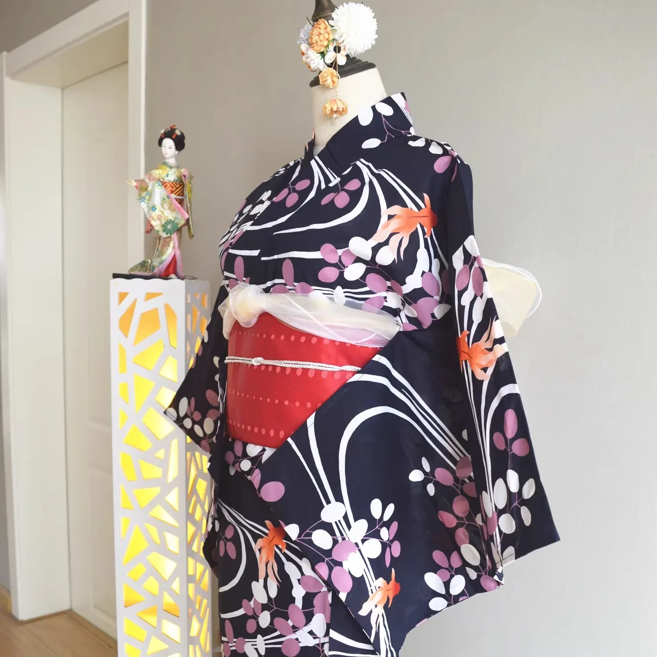 Traditional Style Women's Kimono Bathrobe Pure Cotton Fabric Travel Photography Yukata Jade City Tina4 Ethnic Wear Stage Costume
Traditional Style Women's Kimono Bathrobe Pure Cotton Fabric Travel Photography Yukata Jade City Tina4 Ethnic Wear Stage Costume