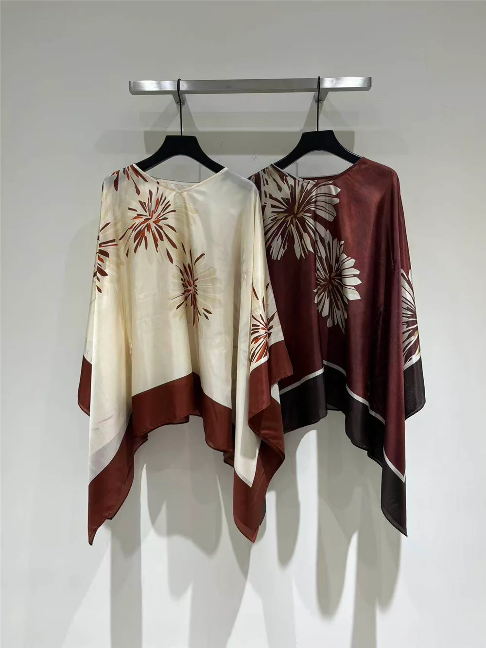 100% Silk Print Beaded Asymmetrical Cape Top Women
100% Silk Print Beaded Asymmetrical Cape Top Women