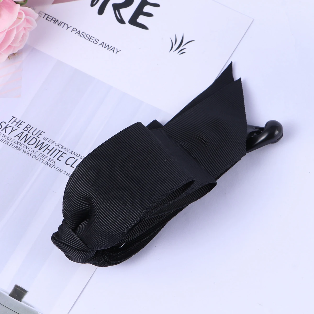 1Pcs Hair Claw Clip Bowknot Three Layer Ribbon Hair Clamp Non Slip Hold Shower Protective Hairclips for Women Girls Black
1Pcs Hair Claw Clip Bowknot Three Layer Ribbon Hair Clamp Non Slip Hold Shower Protective Hairclips for Women Girls Black