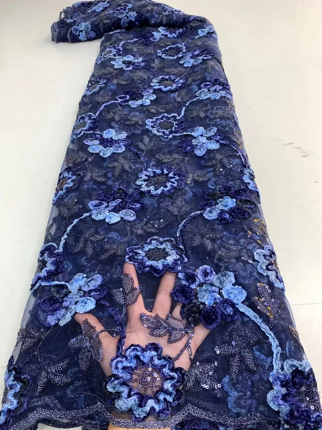 Navy Blue African Lace Fabric High Quality Swiss Velvet Sequins Material Luxury French Net Lace Fabric For Evening Party Dress
Navy Blue African Lace Fabric High Quality Swiss Velvet Sequins Material Luxury French Net Lace Fabric For Evening Party Dress