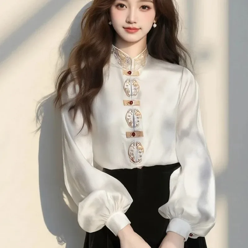 Satin Chinese Style Women's Blouses Korean Shirts FASHION Loose Spring/Summer Vintage Embroidery Long Sleeve Women Tops
Satin Chinese Style Women's Blouses Korean Shirts FASHION Loose Spring/Summer Vintage Embroidery Long Sleeve Women Tops