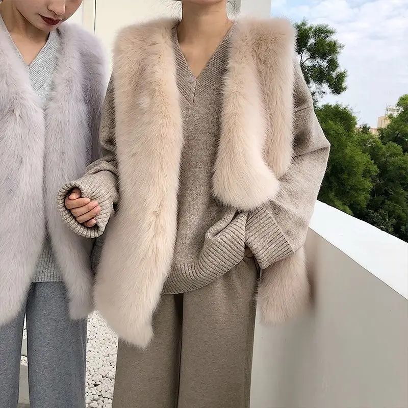 Female Faux Fur Vest Women Flocking Sleeveless Outerwear Solid Color Waistcoat Autumn Winter Vintage Tops T218
Female Faux Fur Vest Women Flocking Sleeveless Outerwear Solid Color Waistcoat Autumn Winter Vintage Tops T218