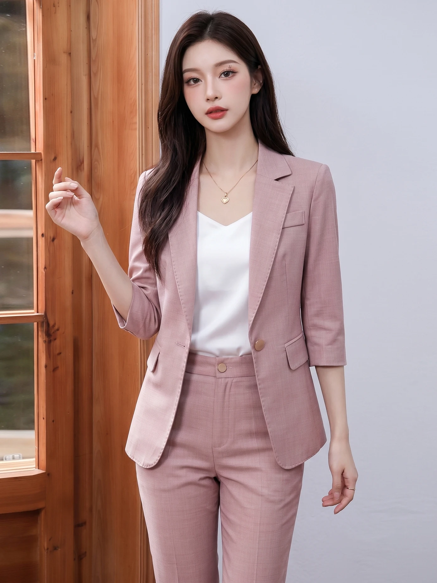 Women's Slim Fit Three-Quarter Sleeve Suit Jacket Thin Summer Commute Professional Clothing Small Size Western Style Set
Women's Slim Fit Three-Quarter Sleeve Suit Jacket Thin Summer Commute Professional Clothing Small Size Western Style Set
