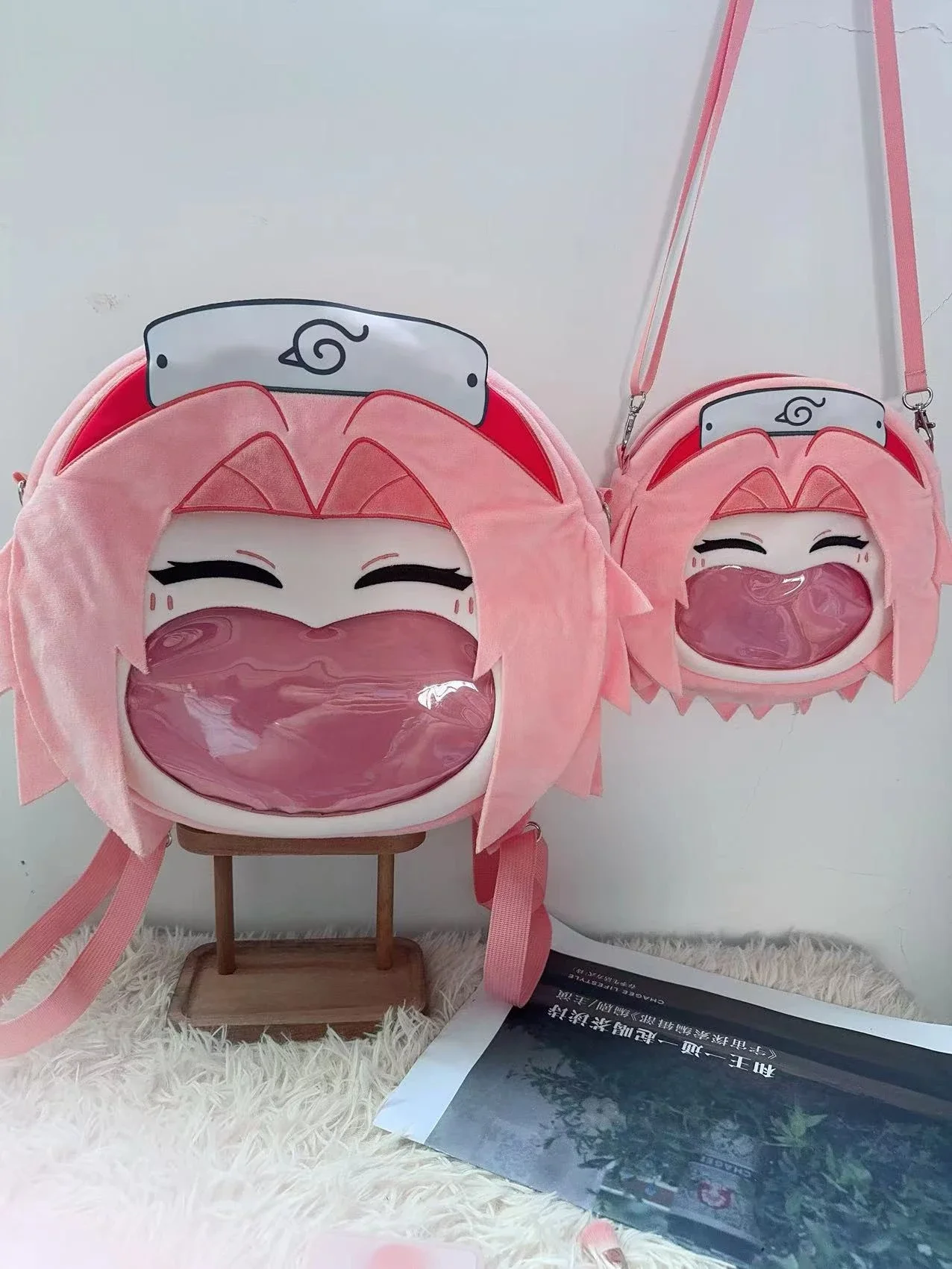 Game Anime Haruno Sakura Cosplay Big Mouth Transparent itabag Student Zipper Backpack Messenger Bags Shoulder
Game Anime Haruno Sakura Cosplay Big Mouth Transparent itabag Student Zipper Backpack Messenger Bags Shoulder
