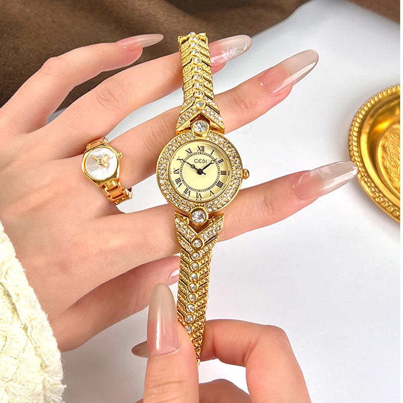 Женские часы GEDI, легкие роскошные старинные кварцевые часы с инкрустацией бриллиантами, расширенные изысканные золотые женские часы
Женские часы GEDI, легкие роскошные старинные кварцевые часы с инкрустацией бриллиантами, расширенные изысканные золотые женские часы
