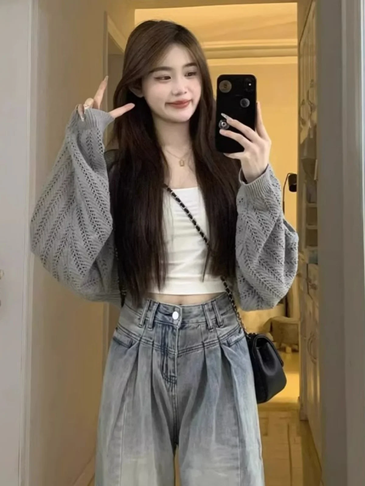 Gray Thin Summer Knitted Open Cardigan Women's Short Shoulder Baring Outerwear with Strap Dress Korean Style V-neck Long Sleeve
Gray Thin Summer Knitted Open Cardigan Women's Short Shoulder Baring Outerwear with Strap Dress Korean Style V-neck Long Sleeve