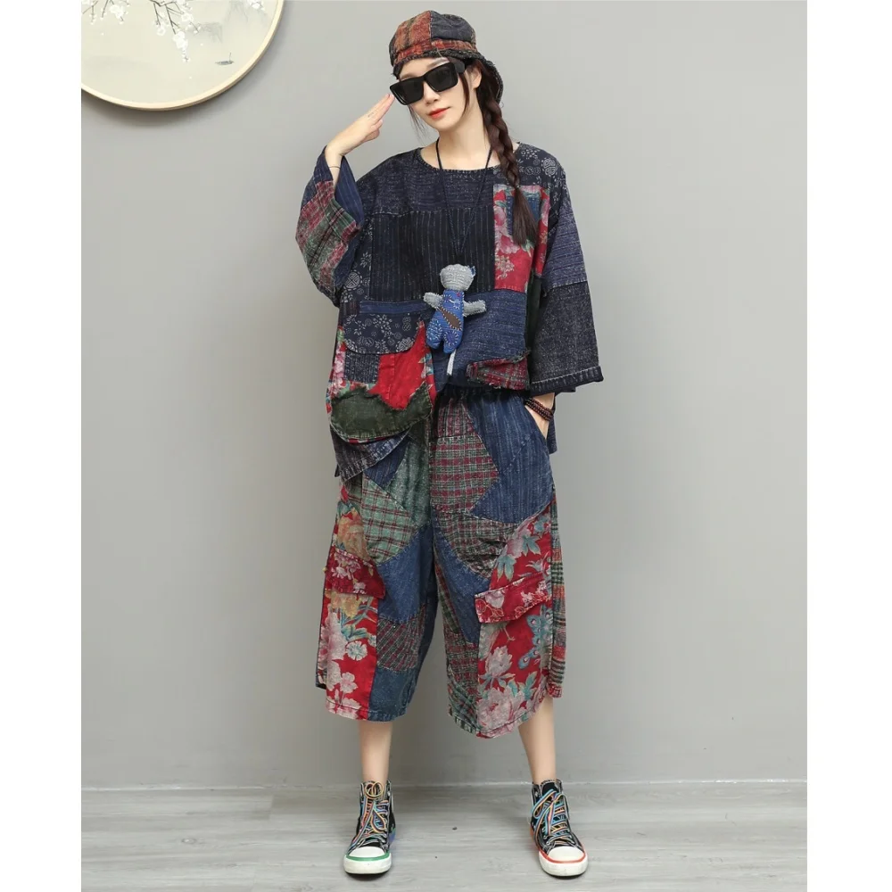 Women Artistic 2026 Spring Suit Vintage Fabric Floral Patchwork Long-sleeve Top + Loose Cropped Pants Two Piece Set XY90
Women Artistic 2026 Spring Suit Vintage Fabric Floral Patchwork Long-sleeve Top + Loose Cropped Pants Two Piece Set XY90