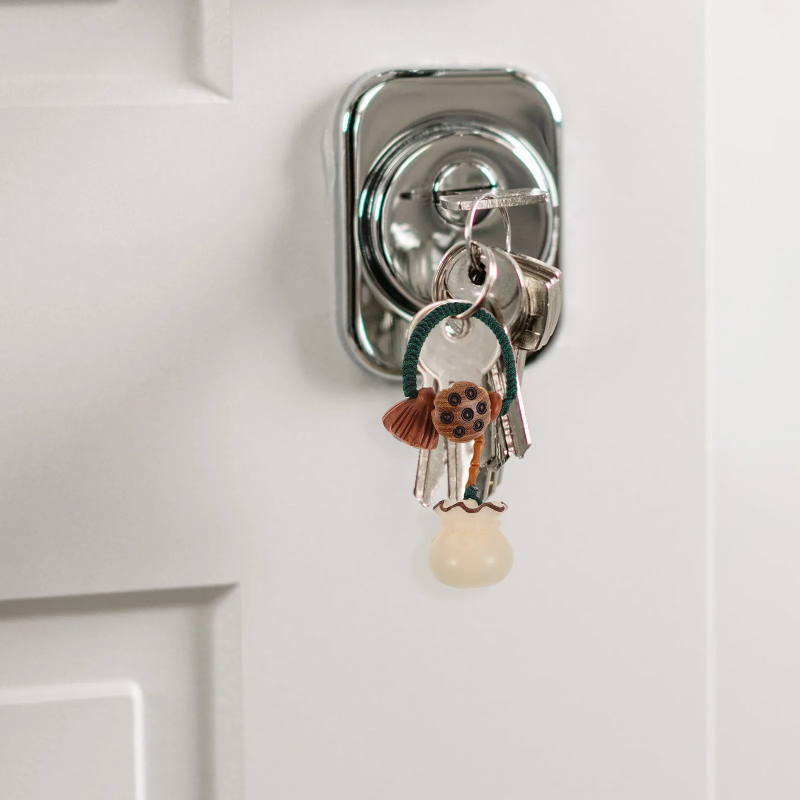 Брелок для ключей из персикового дерева в виде денежной сумки, талисман удачи, ручная работа, традиционный китайский оберег, декоративный аксессуар для автомобильных ключей
Брелок для ключей из персикового дерева в виде денежной сумки, талисман удачи, ручная работа, традиционный китайский оберег, декоративный аксессуар для автомобильных ключей