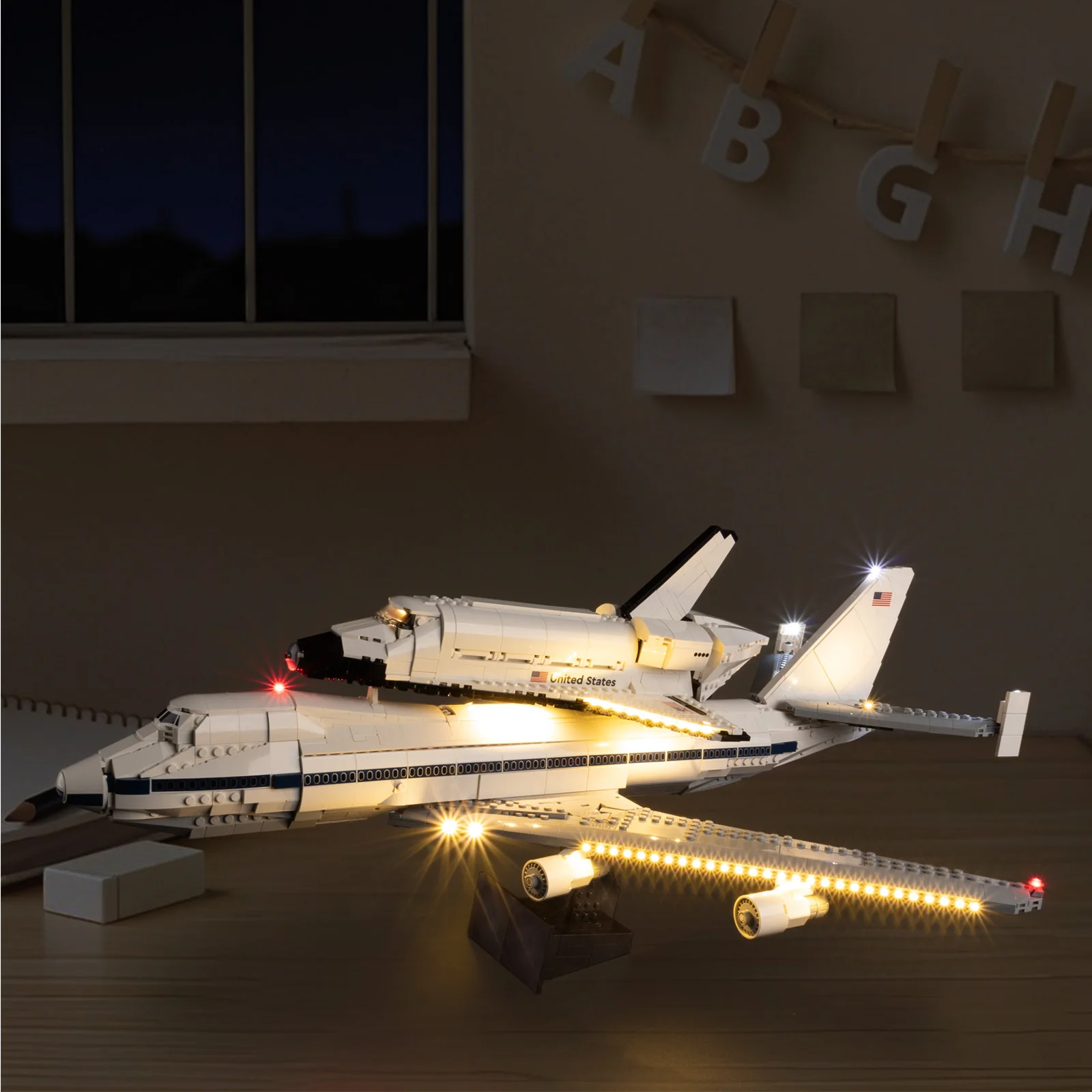 LED Lighting Set Suitable for LEGO Shuttle Carrier Aircraft 10360 Building Blocks
LED Lighting Set Suitable for LEGO Shuttle Carrier Aircraft 10360 Building Blocks
