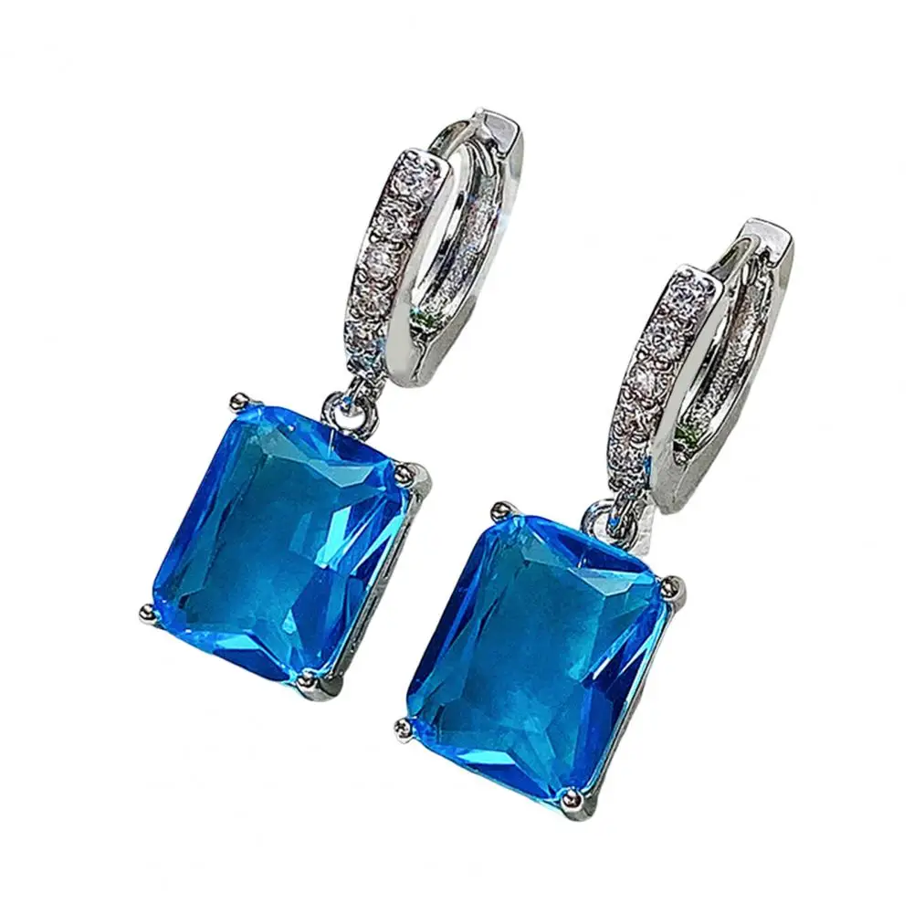 Large Zircon Dangling Earrings for Women Sparkling Cube-shaped Rhinestone Drop Earring Jewelry for Banquets Dates
Large Zircon Dangling Earrings for Women Sparkling Cube-shaped Rhinestone Drop Earring Jewelry for Banquets Dates