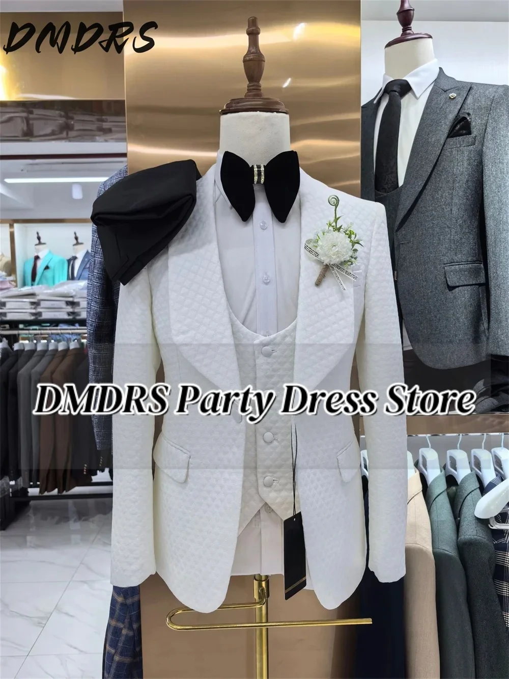 Formal Special Jacquard Men's Suit set For Wedding Dress Simple Single Breasted Jacket Vest Pants For Business Men Groomsmen
Formal Special Jacquard Men's Suit set For Wedding Dress Simple Single Breasted Jacket Vest Pants For Business Men Groomsmen
