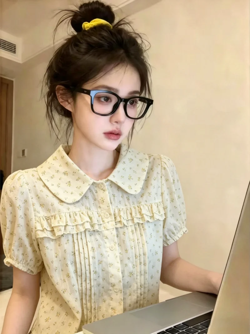 Sweet Floral Print Bubble Sleeve Shirt Women's Summer New Style Youthful Top Self-Purchase Recommended Pleated Korean S...
Sweet Floral Print Bubble Sleeve Shirt Women's Summer New Style Youthful Top Self-Purchase Recommended Pleated Korean S...