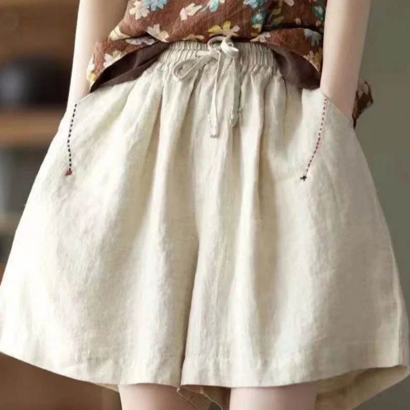 Summer Cotton Shorts for Women Casual Wide Leg Shorts Elastic Waistbands Short Pants Girls Loose Sports Running Shorts Plus Size
Summer Cotton Shorts for Women Casual Wide Leg Shorts Elastic Waistbands Short Pants Girls Loose Sports Running Shorts Plus Size