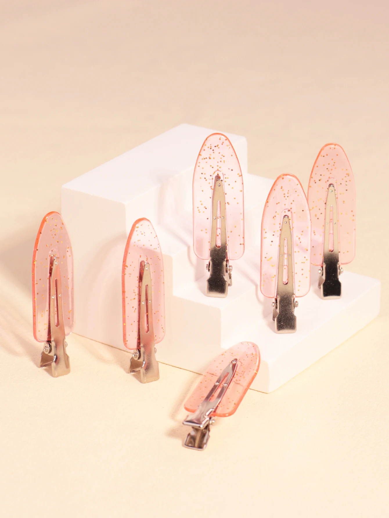 6pcs transparent female hair clips wrinkle free or curved makeup face wash clips styling tool clips Special for real hair wigs
6pcs transparent female hair clips wrinkle free or curved makeup face wash clips styling tool clips Special for real hair wigs