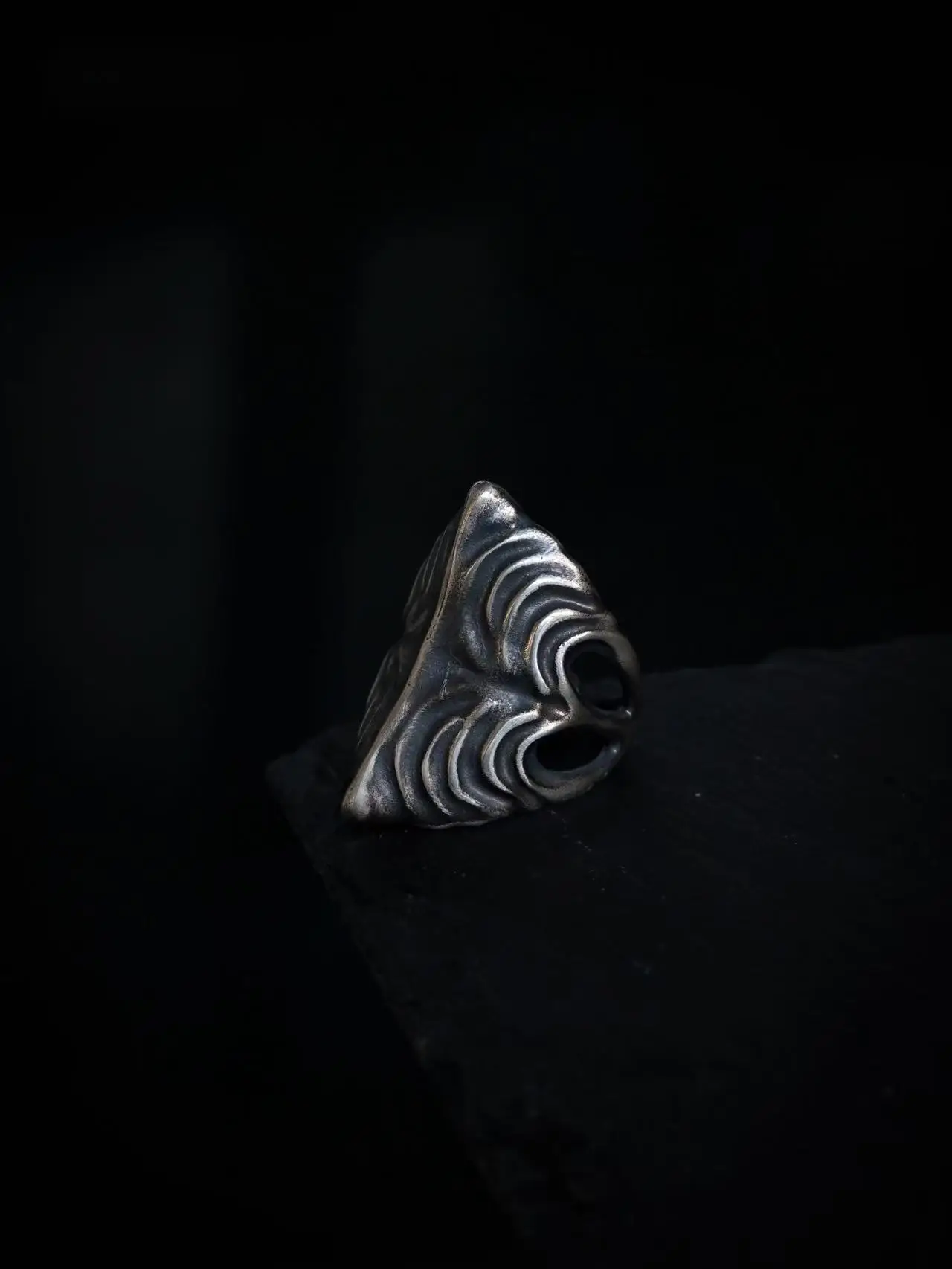 Ree Counter Meeting Dark Tide Vintage Silver Open Ring Wave Pattern 925 Silver Ring Fashionable Jewelry Accessory
Ree Counter Meeting Dark Tide Vintage Silver Open Ring Wave Pattern 925 Silver Ring Fashionable Jewelry Accessory