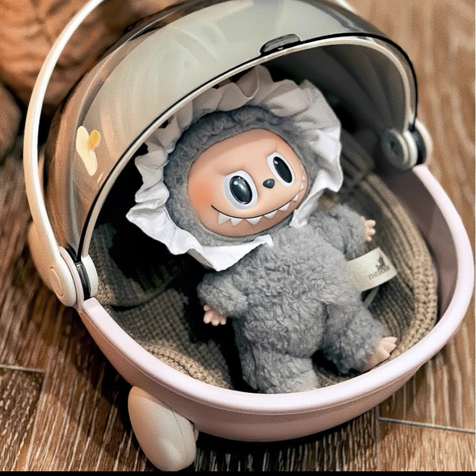 Mokoko Storage Box Doll Sleep Cradle Labubu Space Module Cotton Doll Sleep Cradle Sg Labubu Singapore Exclusive Accessories
Mokoko Storage Box Doll Sleep Cradle Labubu Space Module Cotton Doll Sleep Cradle Sg Labubu Singapore Exclusive Accessories