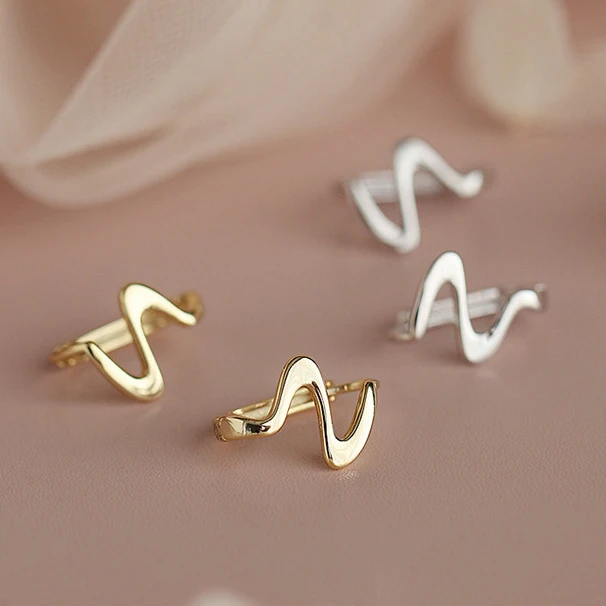 PONYKISS 925 Sterling Silver Needle Wave Hoop Earrings for Women Minimalist Trendy Fashion Jewelry Irregular Accessories
PONYKISS 925 Sterling Silver Needle Wave Hoop Earrings for Women Minimalist Trendy Fashion Jewelry Irregular Accessories