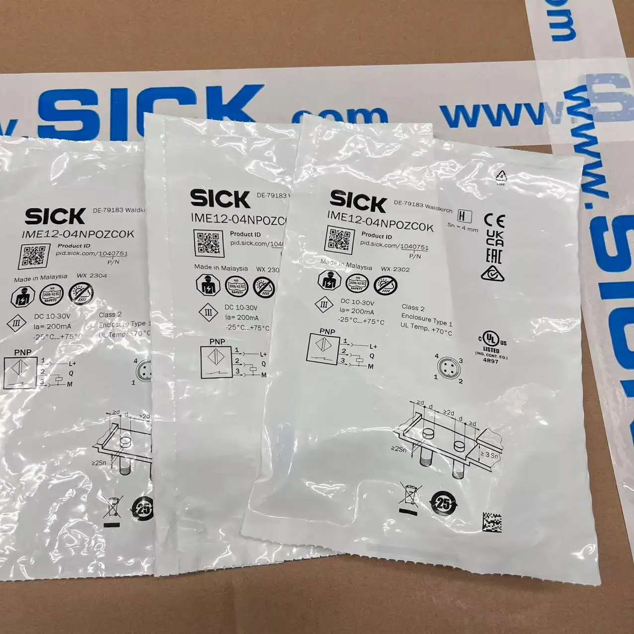 Sick Brand Original IME12-04NPOZC0K Order Number 1040751 Inductive Proximity Sensor In Stock New Sensor Genuine
Sick Brand Original IME12-04NPOZC0K Order Number 1040751 Inductive Proximity Sensor In Stock New Sensor Genuine